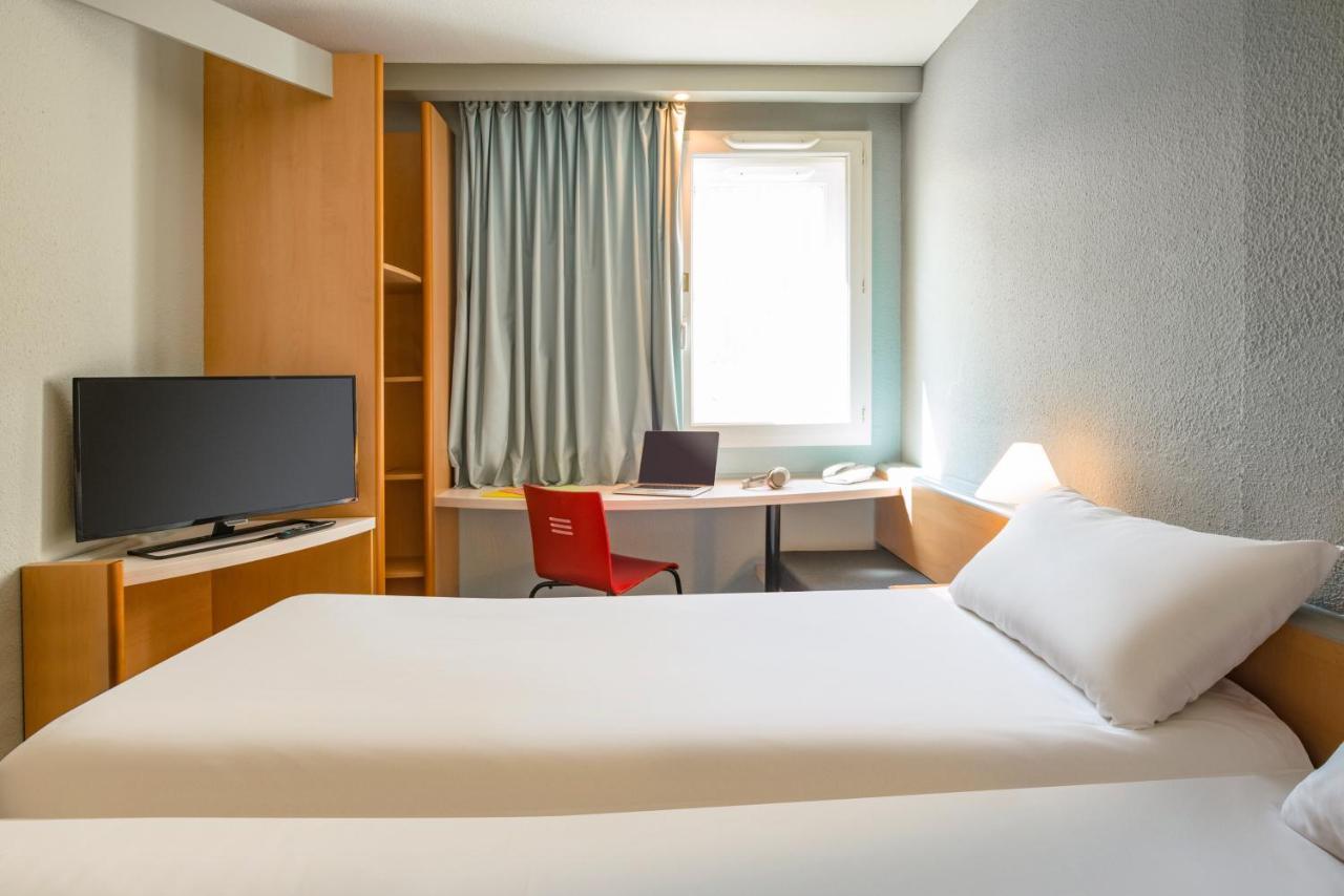 ホテル Ibis Saint Rambert D'Albon エクステリア 写真