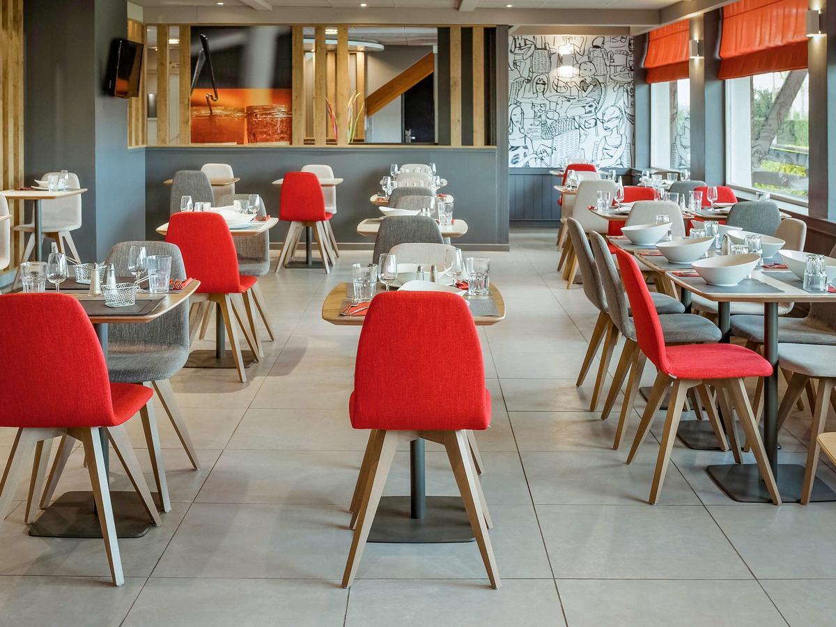 ホテル Ibis Saint Rambert D'Albon エクステリア 写真